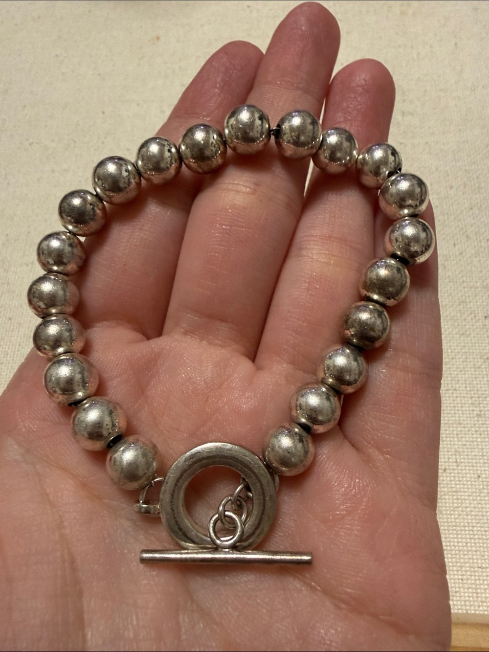 Lovely Timeless Sterling Silver 925 Bead Toggle Bracelet 8’ in